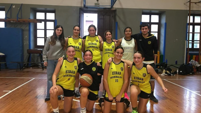 Jardunaldi beltza Eibar Saskibaloiko senior taldeentzat