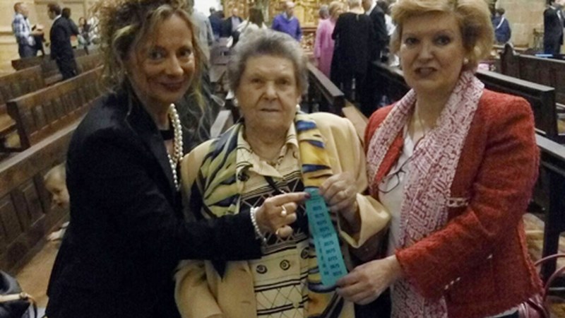 Jaso dute Sostoa abesbatzaren otarra