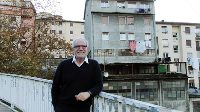 Javier Agirresarobe: "AEBetan asko erreparatzen diote gainean daramazun motxilari"