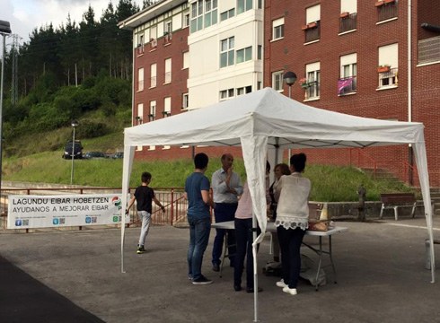 Jeltzaleek herritarren proposamenak jasotzeko mahaia ipiniko dute bihar Jardiñetan