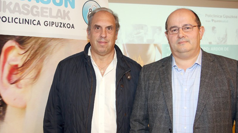 Jendetsua izan zen Javier Murgoitio eta Jose Luis Elosegui digestio-aparatuko zirujauek atzo emandako hitzaldia