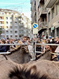 Jendetza ibili da aurtengo San Andres Azokan