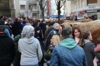 Jendetza ibili da aurtengo San Andres Azokan