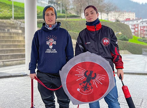 JESSICA OTS ETA ROUSSE GARCIA: “Ateak zabalik daude taldera etorri nahi duenarentzat, mundiala jokatu dezakete”