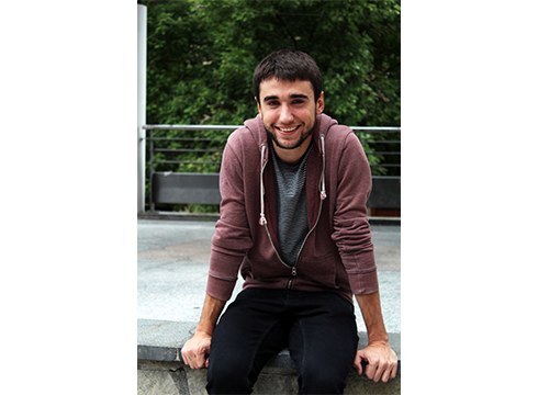 Jokin Bergara, bertsolaria: “Oso garrantzitsua da bertsolaritza gaztetuago eta berrituago bat herrira ekartzea”