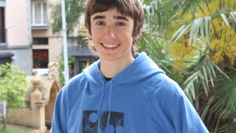 Jokin Bergara, Eskolarteko Bertso Txapelketako Gipuzkoako txapelduna: “Bertsotan egitea hizkuntzarekin jolasteko modua da, ez besterik”