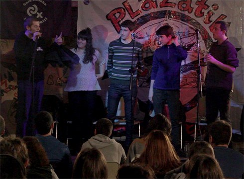 Jokin Bergarak jantzi du txapela Plazatik Gaztetxera bertso txapelketako finalean