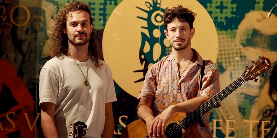 Jon Moma eta Dei taldea zuzenean arituko dira gaur 18:30etik aurrera Zai-Zoi tabernan