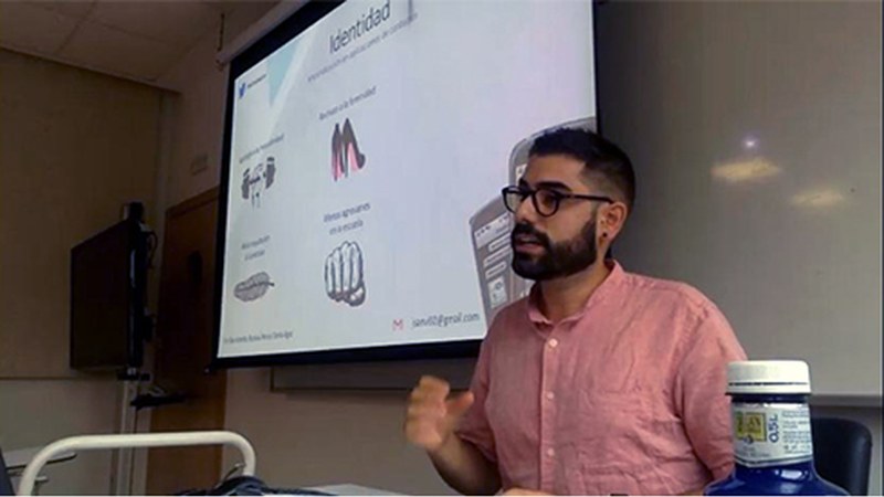 Jon San Vicente: “Zenbat eta pribilegio gehiago izan, orduan eta gehiago dekonstruitu behar zara”