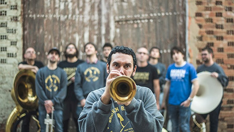 Jon Zelestino, Broken Brothers Brass Band: “Gure musikak festarako giroa sortzen du”