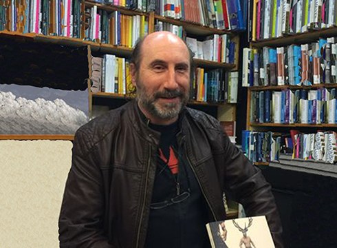 Jose Antonio Blanco “Perroantonio”, idazlea: “Norbaitek behatza sartu behar du konfort orokortuaren begian”