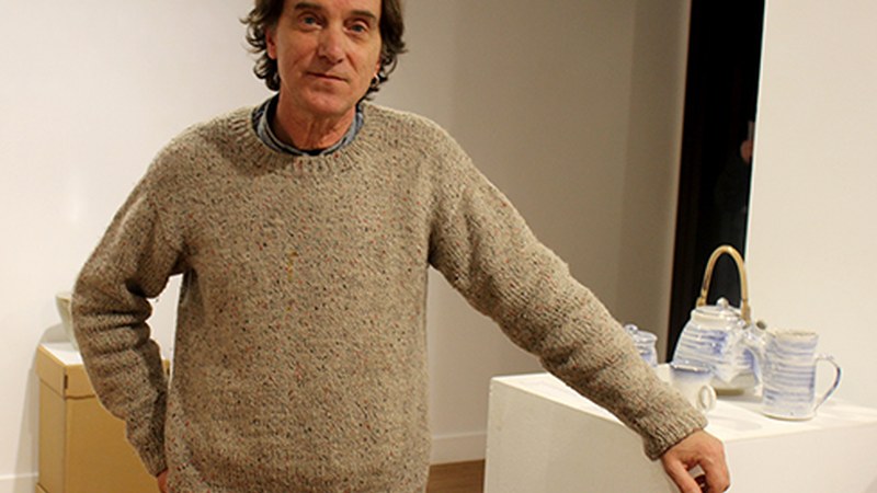 Jose Juan Unzueta (zeramikaria): “Ohikotik kanpo dauden lanak egiteko aitzakia dira erakusketak”