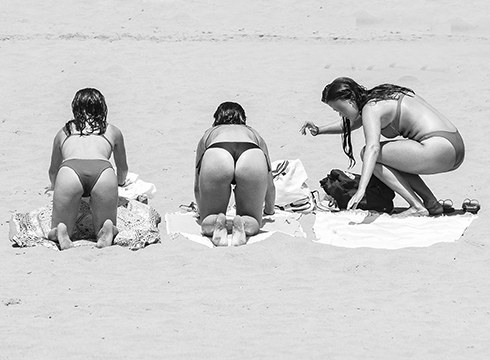 Jose Luis Irigoienek "Hondartzan" argazki erakusketa zabalduko du gaur Topalekuan