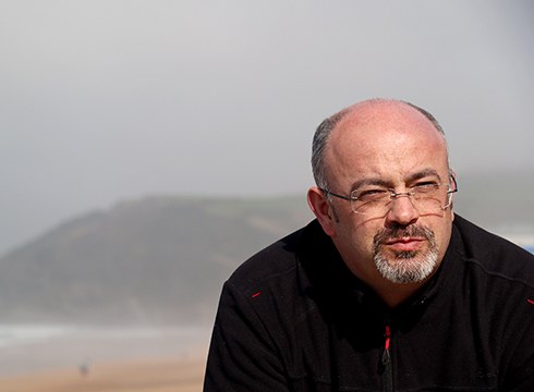 Jose Miguel Laskurainek “Gogoratzen”  izenburuko suitea kaleratu berri du