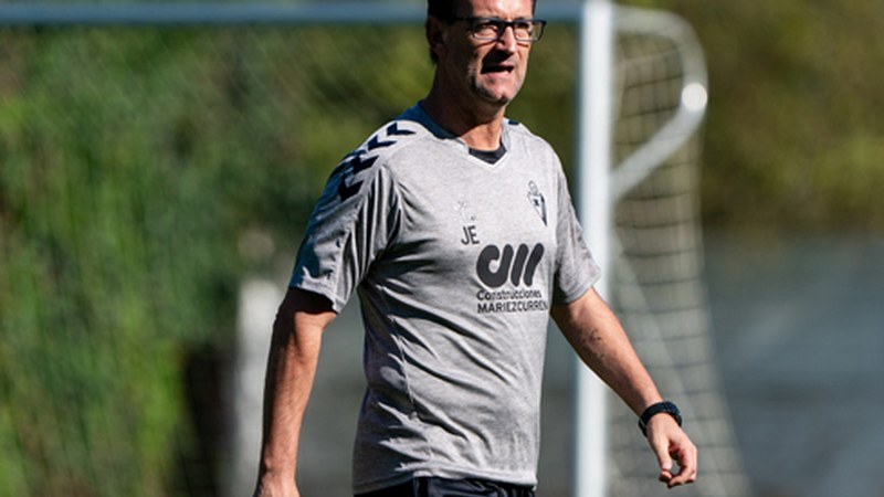 Joseba Etxeberria entrenatzaileak hitzaldia eskainiko du hilaren 22an Untzagan