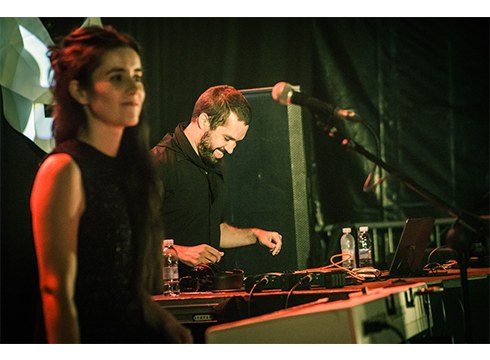 Joseba Salbide, Koban taldeko kidea: “Zuzenekoak egiten hasi zen taldea gara eta diskoa horren ondorioa da”