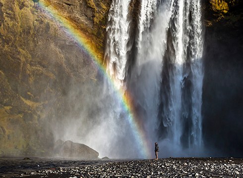 Josu Torrealday argazkilariak ‘Espektro bat motxilan’ saioa eskainiko du bihar Portalean