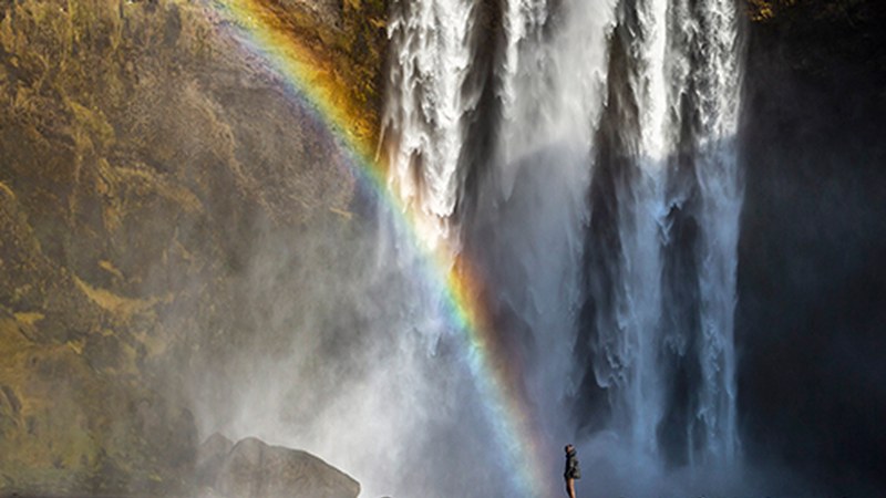 Josu Torrealday argazkilariak ‘Espektro bat motxilan’ saioa eskainiko du bihar Portalean