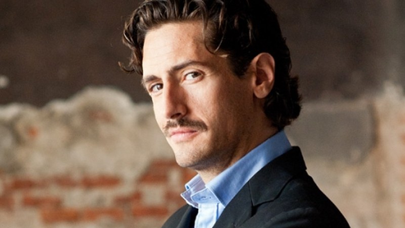 Juan Diego Bottok zabalduko ditu Antzerki Jardunaldiak gaur Coliseoan