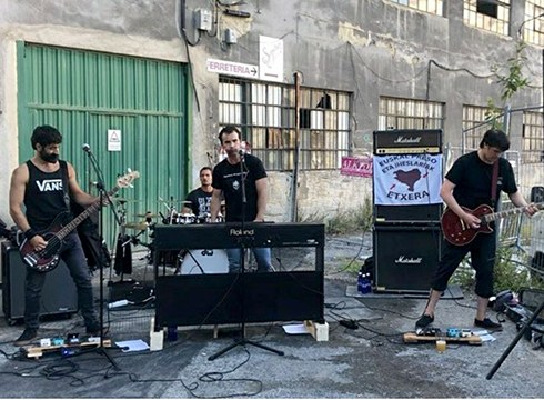 Judas Argarate taldeak kontzertua emango du bihar 20:00etan Zai Zoi tabernan