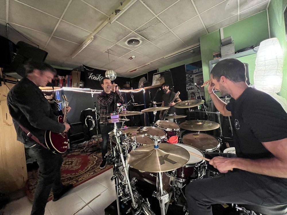 Judash taldeak kontzertua eskainiko du zapatuan Guridi taberna kanpoan