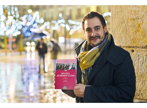 Julen Bollain: “Gaur egun lanak ez du bizitza duina bermatzen, beste alternatiba batzuk bilatu behar ditugu”