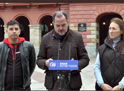 Julen Robles eibartarra izango da alderdi popularraren alkategaia maiatzeko hauteskundeetan