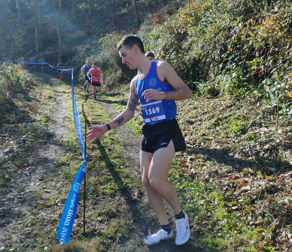 Julen Teran Euskadiko III. Kros Ligaren top 10-ean sartu da