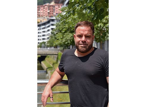 Julian Gonzalo Iroz, bizitza berrira ikasbidaia