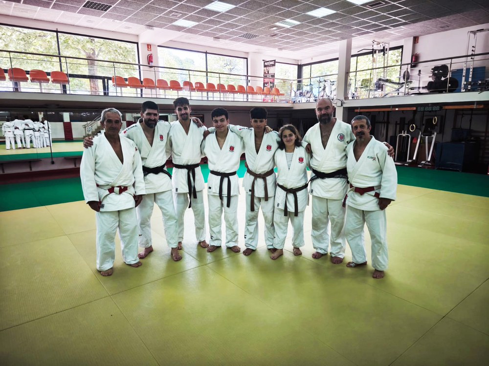 Kalamua Judo Klubeko hainbat judokak gerriko beltzerako bidea hasi dute