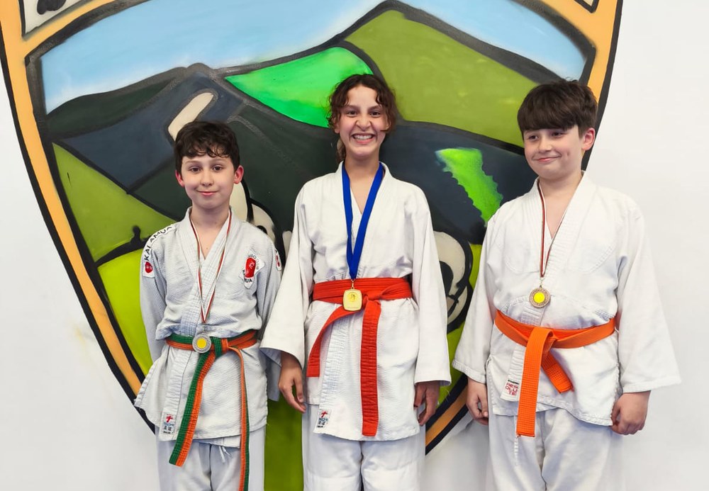 Kalamua judo taldeko hiru kidek dominak eskuratu dituzte Gipuzkoako Alebin Kopan eta Txapelketan