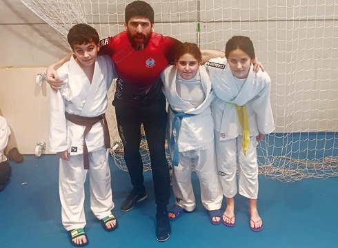 Kalamua taldeko bost judoka izan ziren Gipuzkoako txapelketaren lehenengo fasean
