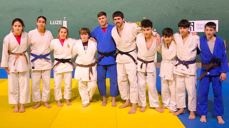 Kalamuako judokek Hondarribiko Stagean hartu dute parte
