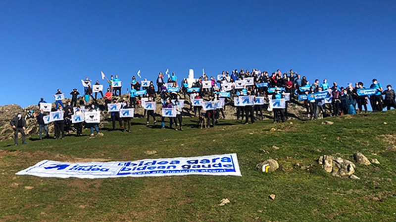 Kalamuara martxa egin zuten atzo eguerdian, Sarek egindako deiarekin bat eginik