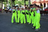 Kaleak hartu dituzte kuadrillek, Ustekaberen doinuekin Kaleak hartu dituzte kuadrillek, Ustekaberen doinuekin
