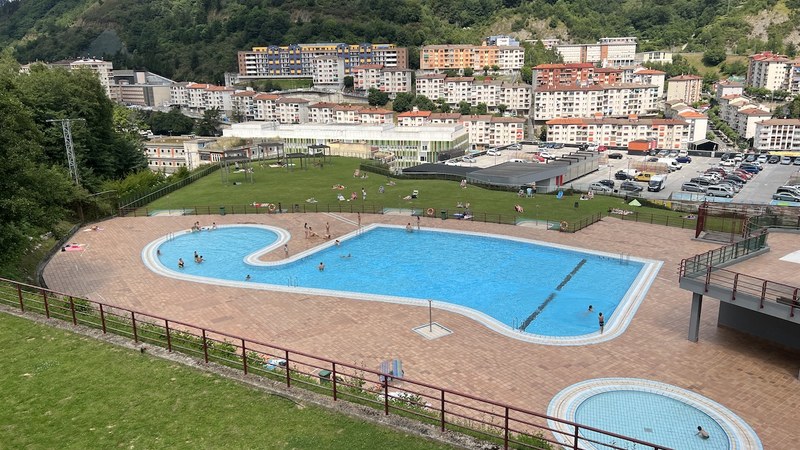 Kanpoko igerilekuetarako tarifa berriak zehaztu dituzte