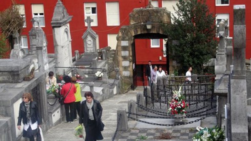 Kanposantua ordutegi berezian zabalduko dute bihartik aurrera, 08.00etatik 20.00etara