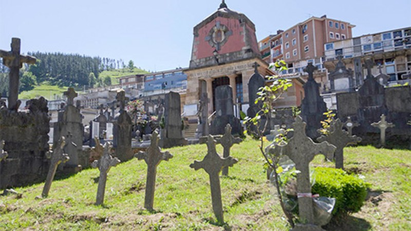 Kanposantuak ordutegi berezian zabalduko ditu ateak datozen egunetan