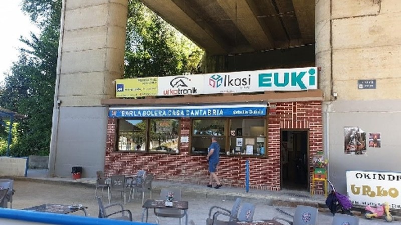 Kantabriako Etxeak enkantera aterako du Ipuruako bolatokiaren kudeaketa