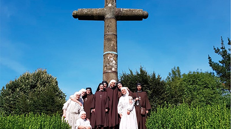 Karmelita Samariarrek moja-etxea zabalduko dute Krabelinen