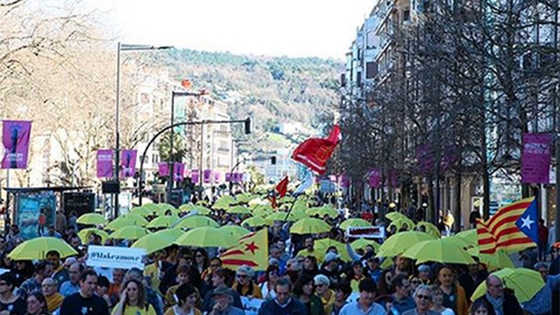 Buruzagi independentistei ezarritako zigorren kontrako elkarretaratzea deitu du Gure Eskuk