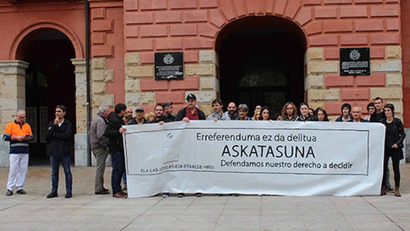 Kataluniari babesa azaltzeko mobilizazioak egin dira Debabarreneko lantegietan