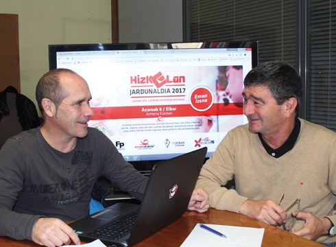 Kepa Altube eta Joxe Mari Ulazia: "Enpresa eta Lanbide Heziketa euskalduntzeko bilgunea da HIZKELAN”