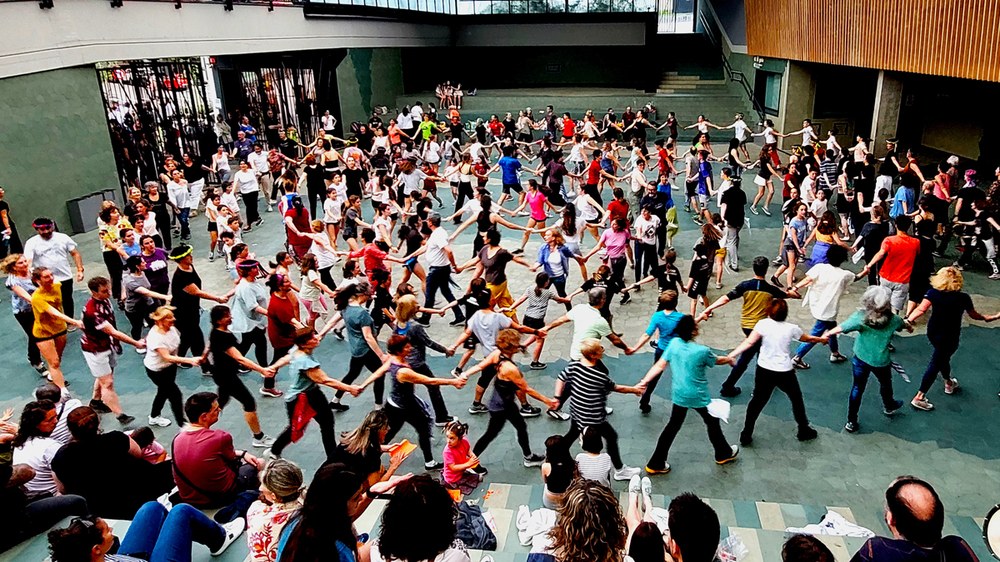 Kezka Dantza taldeak dantzan jarriko ditu herritarrak Untzaga plazan domeka honetan