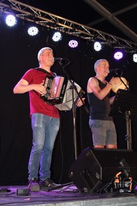 Kezka Dantza Taldeak soka dantza egin zuen sanjuanetako omenduekin