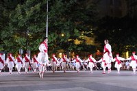 Kezka Dantza Taldeak soka dantza egin zuen sanjuanetako omenduekin