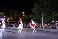 Kezka Dantza Taldeak soka dantza egin zuen sanjuanetako omenduekin