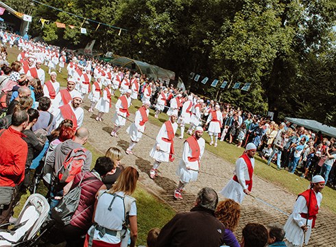 Kezkak Kofradia Egunean egingo du dantza, hilaren 12an