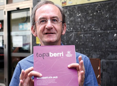 Kike Amonarriz: “Euskara eskolara mugatzeak dauzkan arriskuak agerian utzi ditu pandemiak”