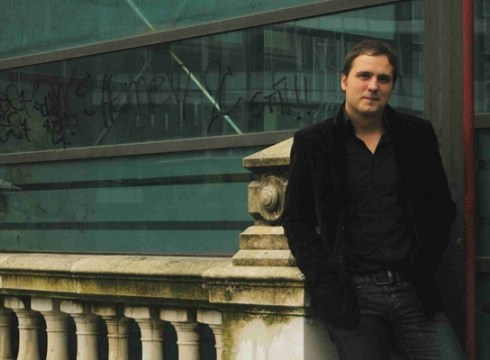 Kirmen Uribe, idazlea: “Une honetan behar nuen liburua da `Mussche´”